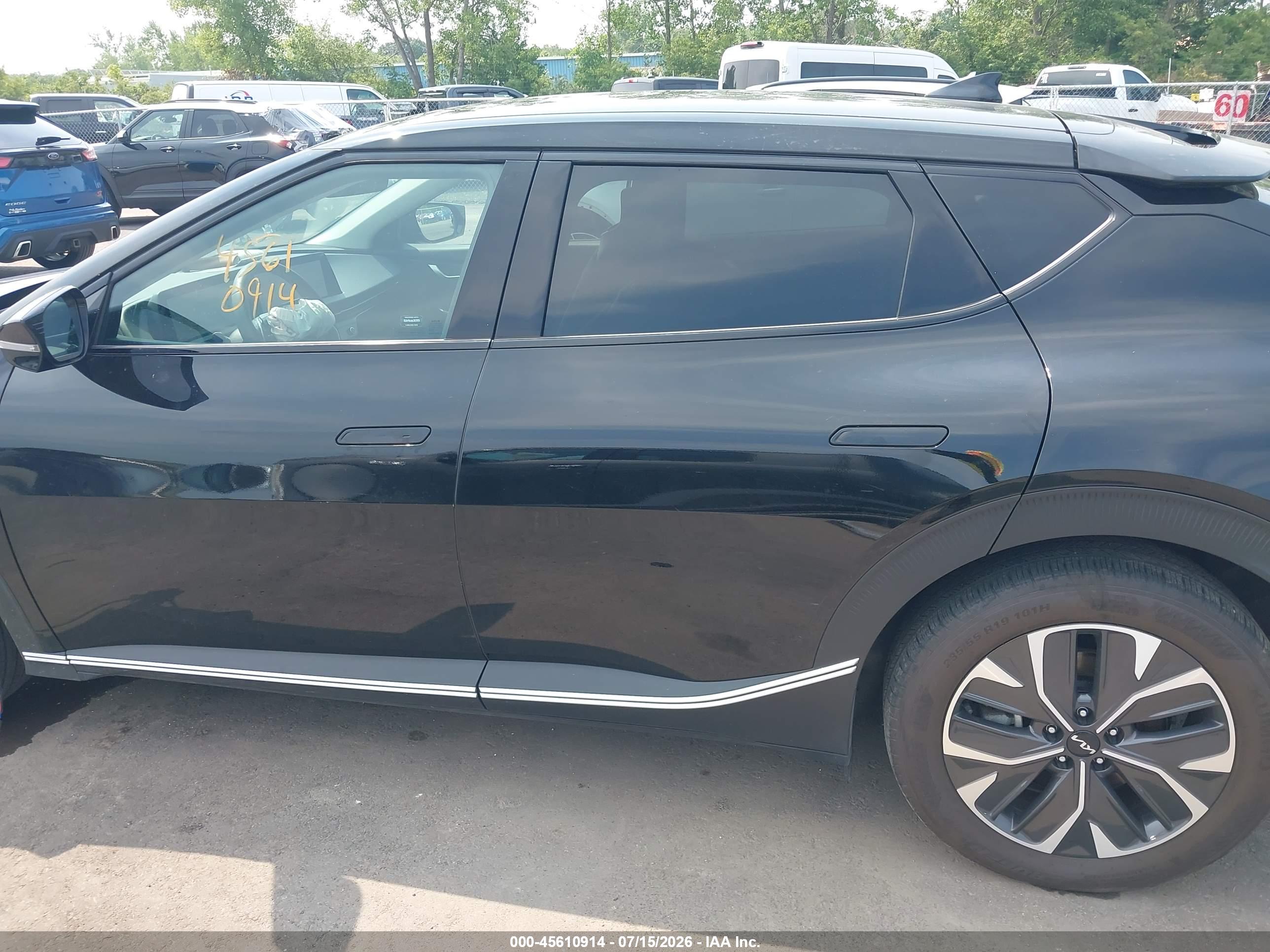 2024 KIA EV6 LIGHT LONG RANGE