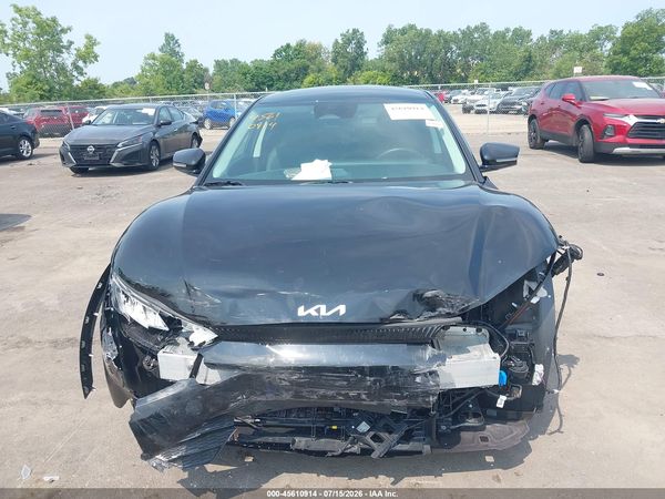 2024 KIA EV6 LIGHT LONG RANGE