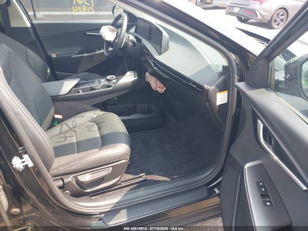 2024 KIA EV6 LIGHT LONG RANGE