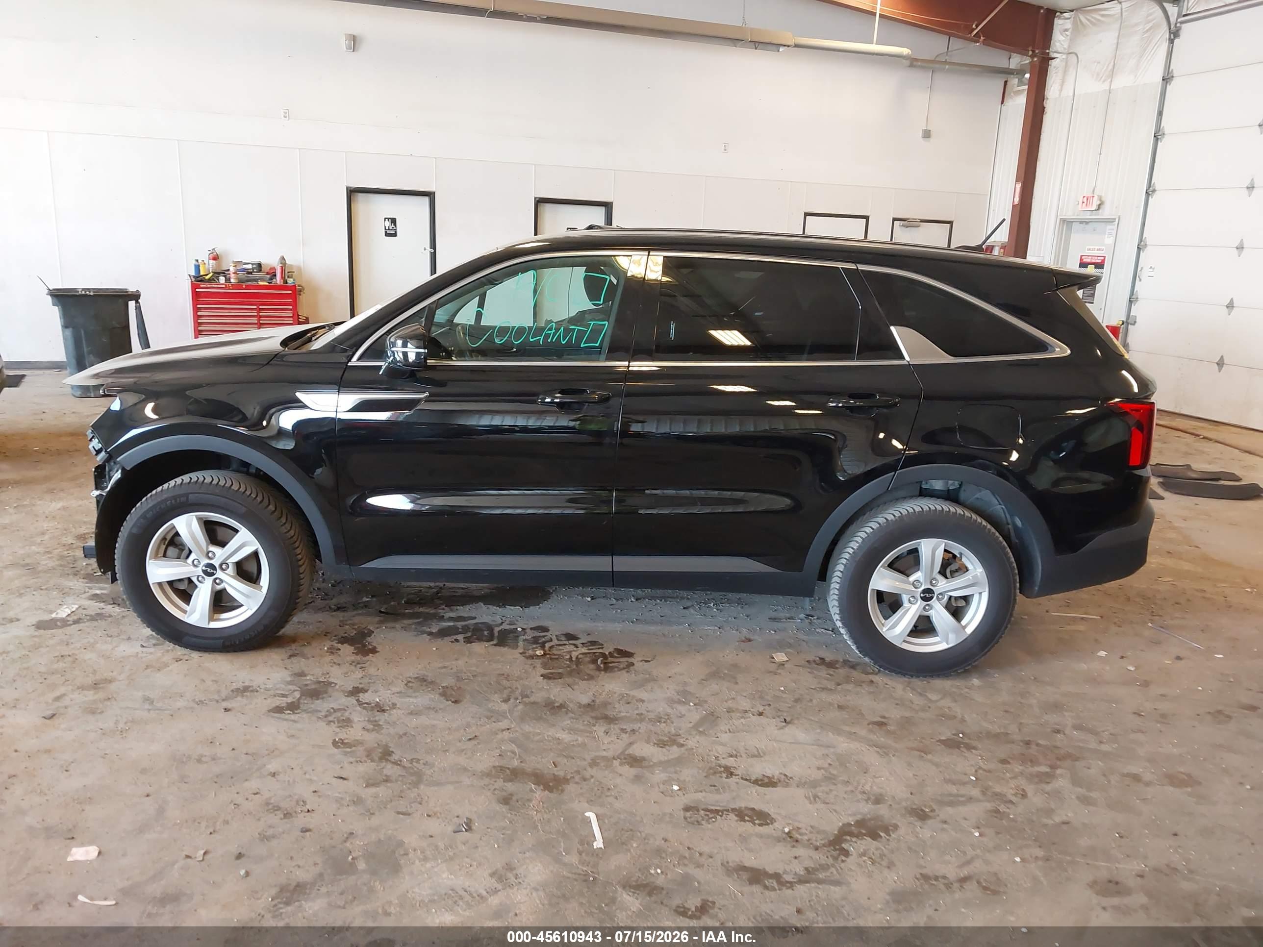 2023 KIA SORENTO LX
