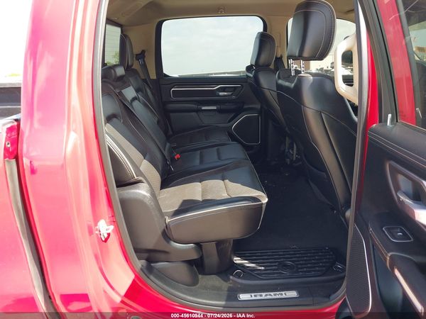 2020 RAM 1500 LARAMIE  4X4 6'4 BOX