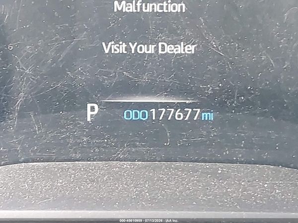 2022 TOYOTA SIENNA LE