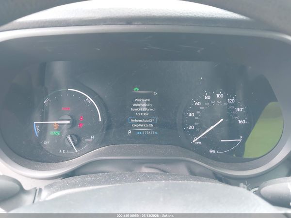 2022 TOYOTA SIENNA LE