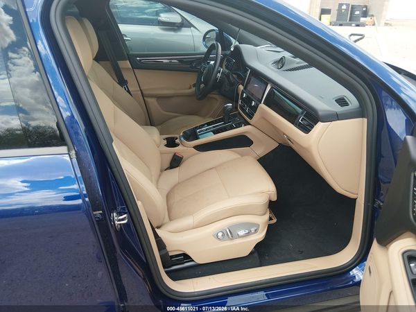 2025 PORSCHE MACAN T