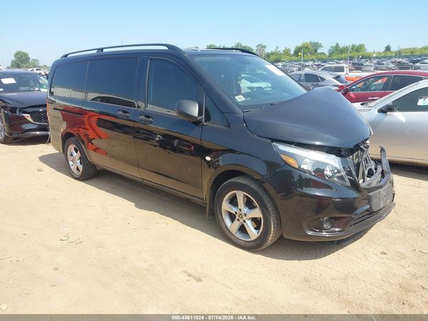 2018 MERCEDES-BENZ METRIS