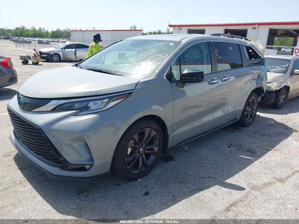 2024 TOYOTA SIENNA — I2