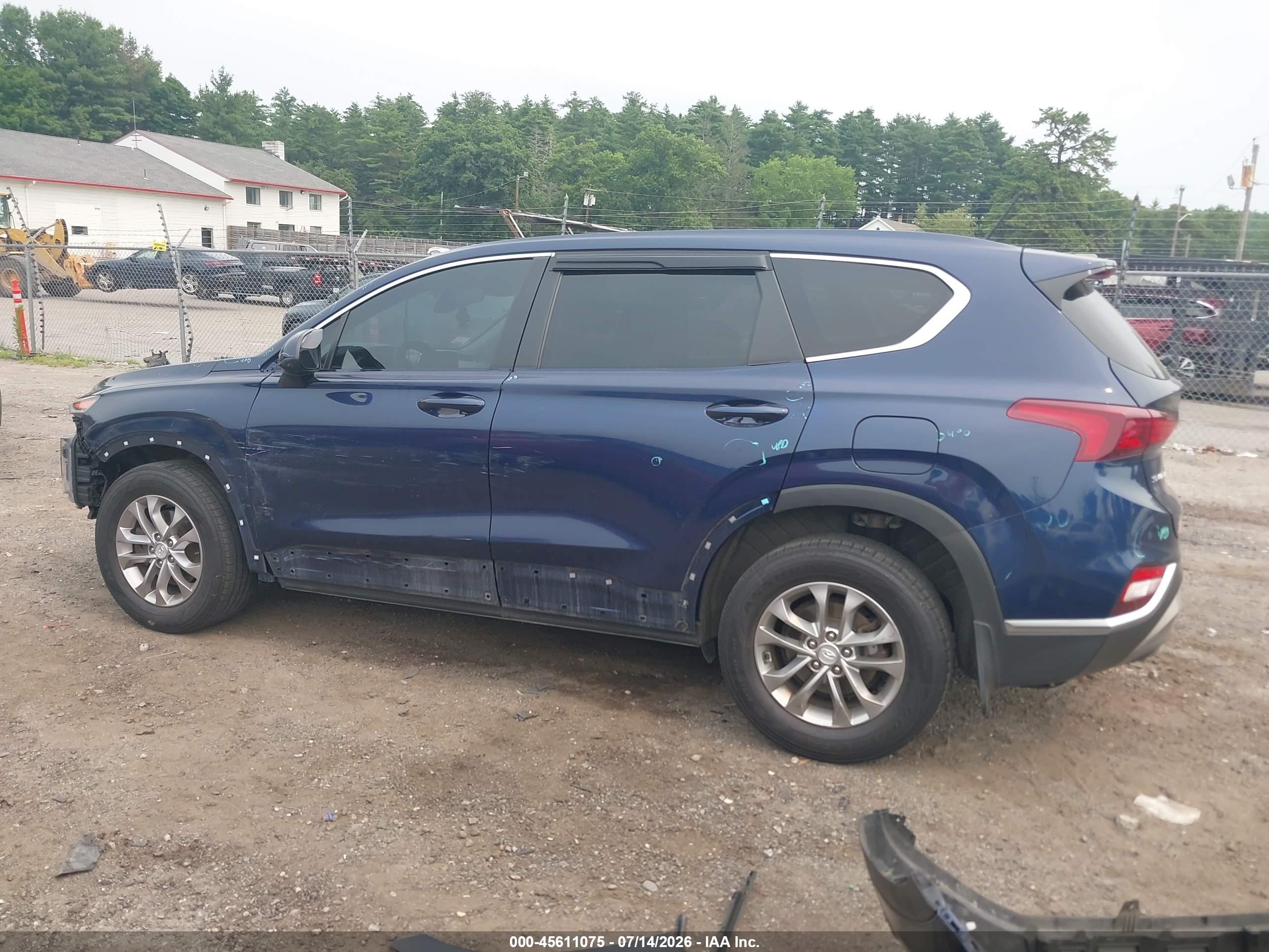 2019 HYUNDAI SANTA FE SE
