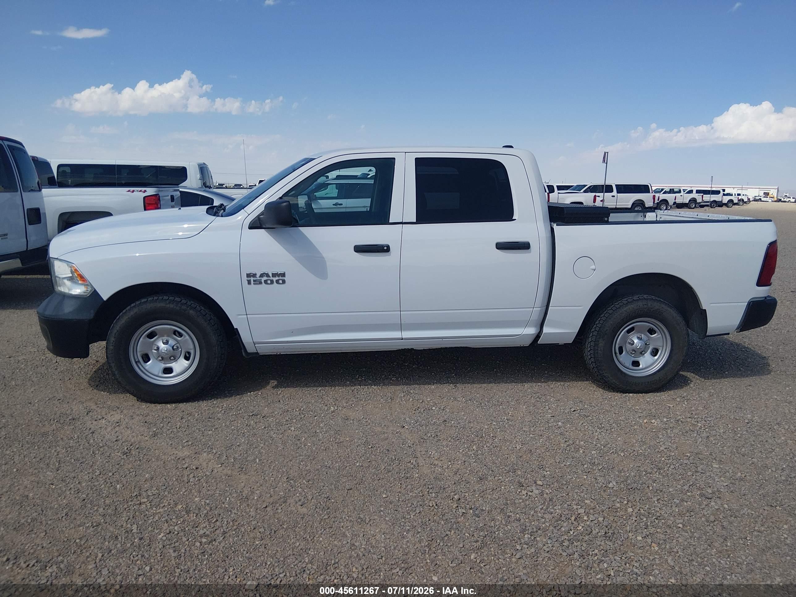 2018 RAM 1500 TRADESMAN  4X2 5'7 BOX