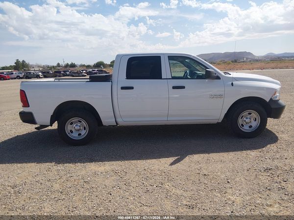 2018 RAM 1500 TRADESMAN  4X2 5'7 BOX