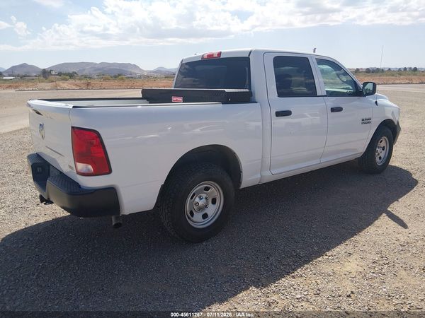 2018 RAM 1500 TRADESMAN  4X2 5'7 BOX