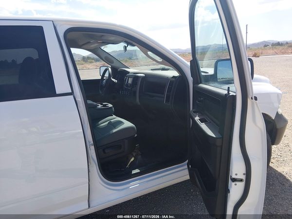 2018 RAM 1500 TRADESMAN  4X2 5'7 BOX