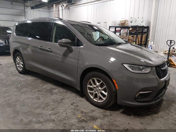 2022 CHRYSLER PACIFICA TOURING L — I1