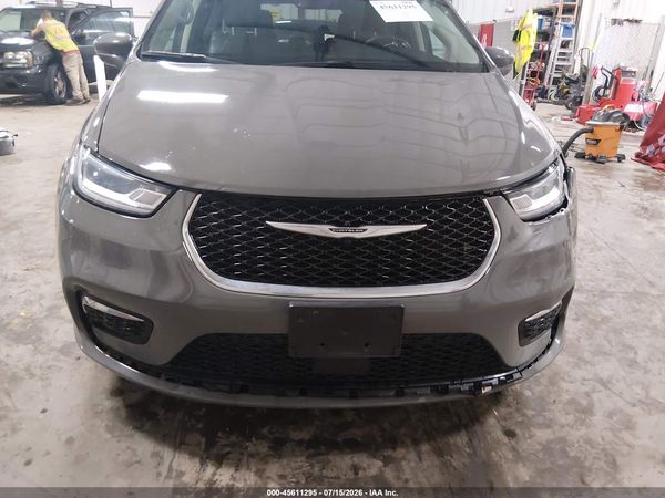 2022 CHRYSLER PACIFICA TOURING L — I115
