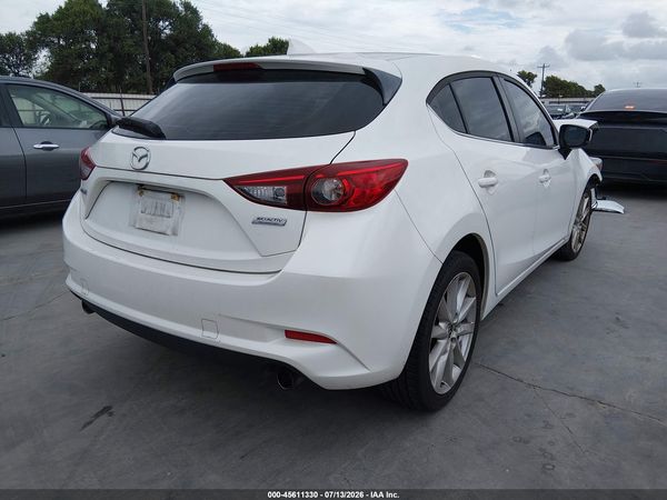2017 MAZDA MAZDA3 GRAND TOURING