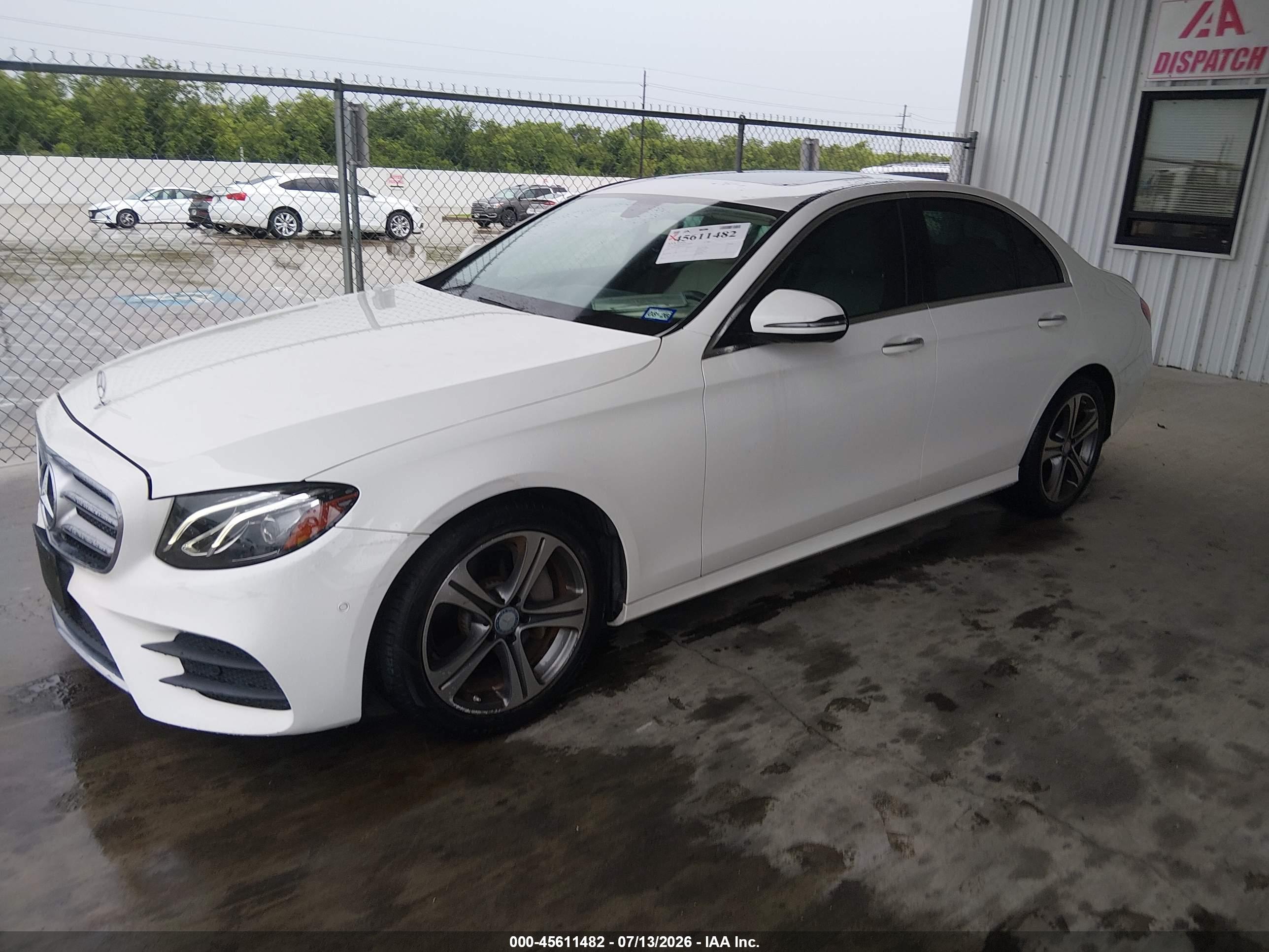 2017 MERCEDES-BENZ E 300 E300