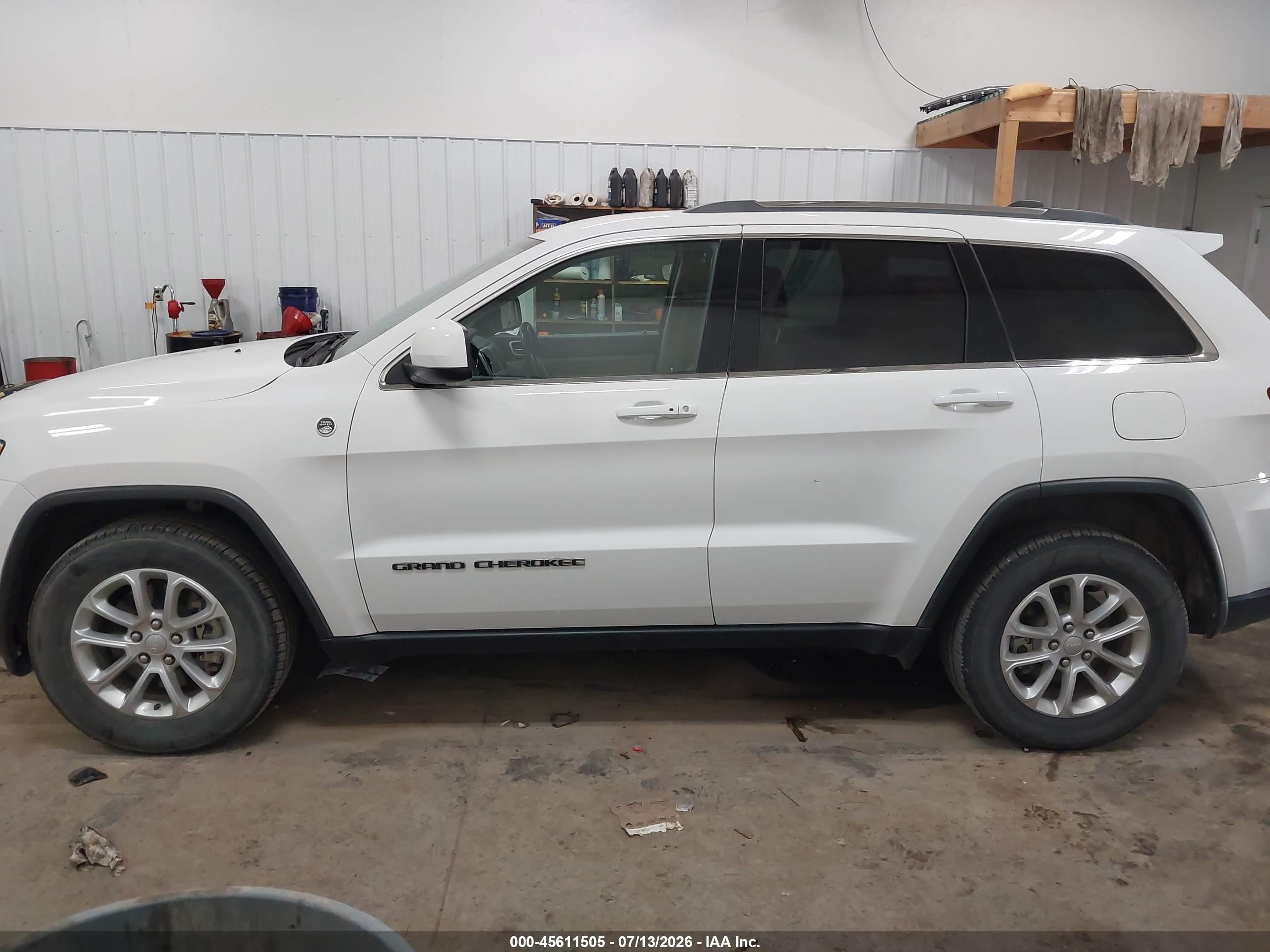 2021 JEEP GRAND CHEROKEE LAREDO E 4X4