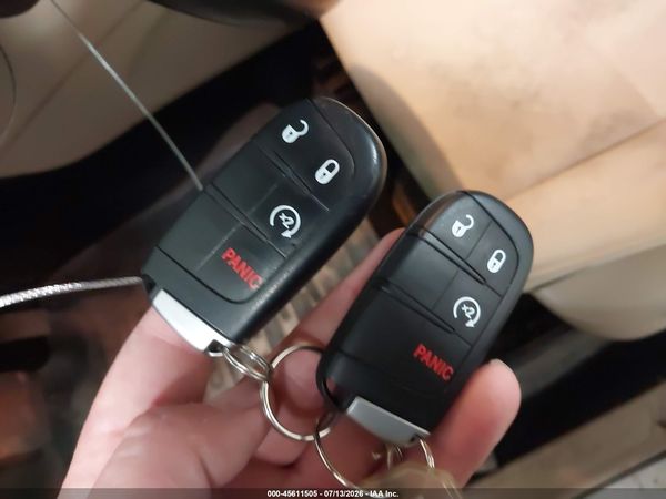2021 JEEP GRAND CHEROKEE LAREDO E 4X4