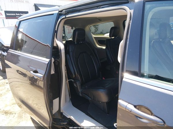 2020 CHRYSLER VOYAGER LXI