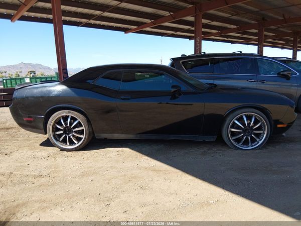 2014 DODGE CHALLENGER SXT
