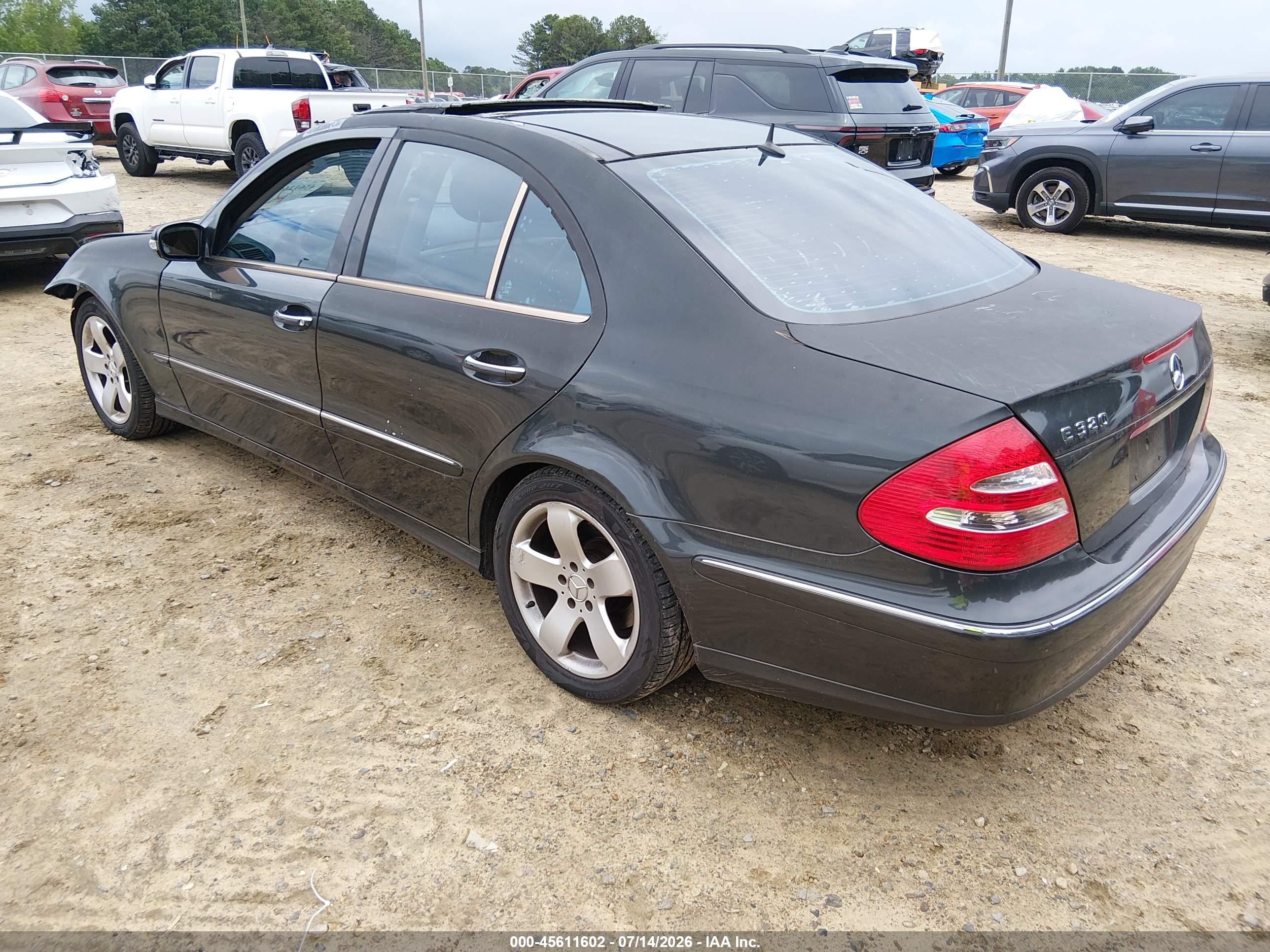 2004 MERCEDES-BENZ E 320 E320