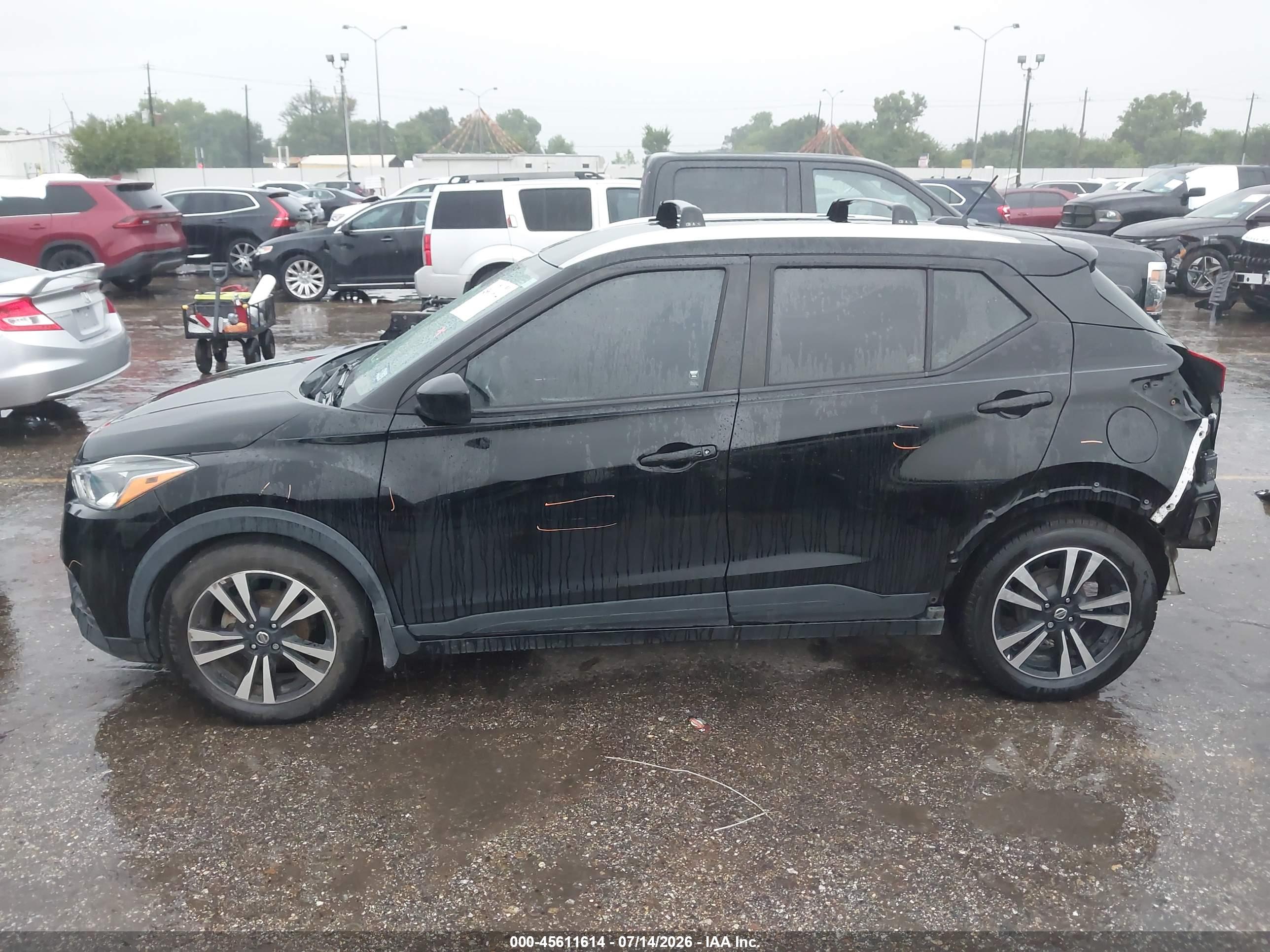 2020 NISSAN KICKS SV XTRONIC CVT