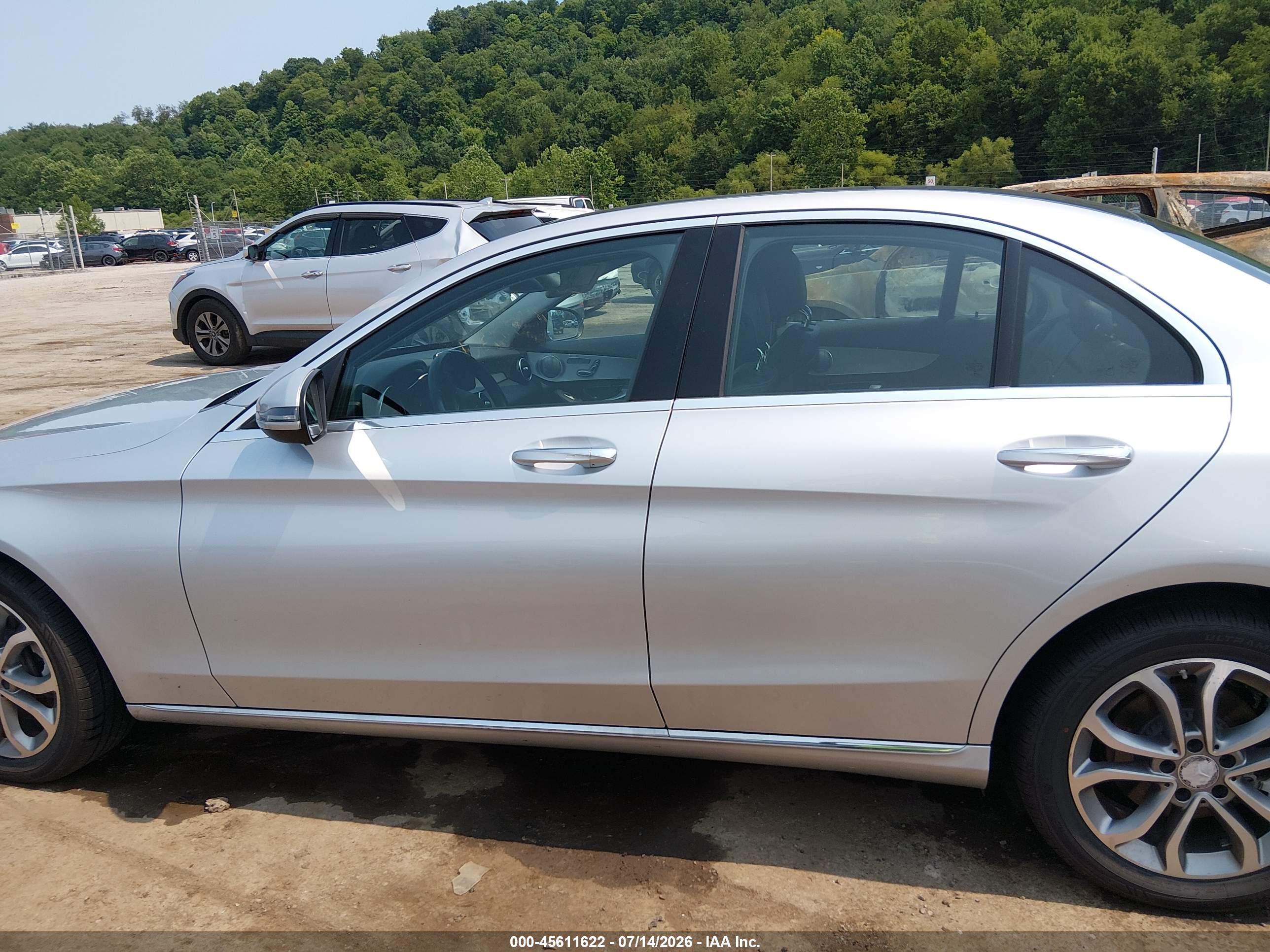 2016 MERCEDES-BENZ C 300 C300-4M