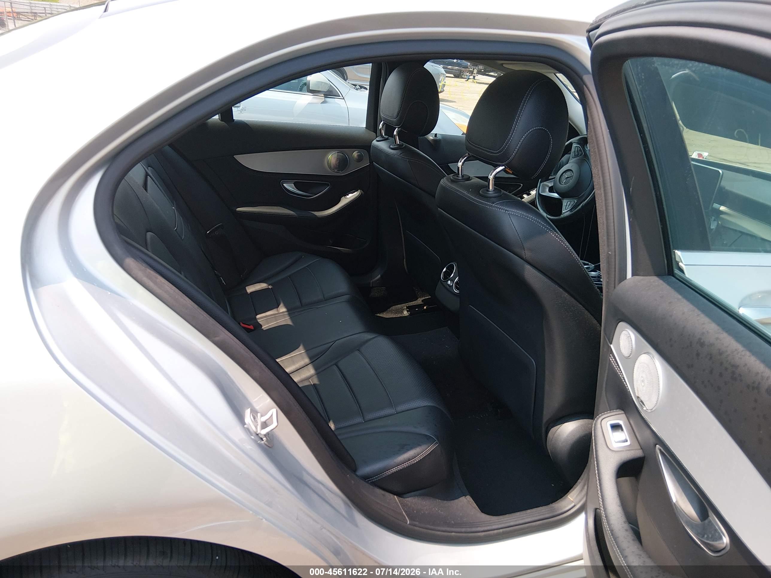 2016 MERCEDES-BENZ C 300 C300-4M