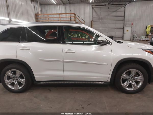 2017 TOYOTA HIGHLANDER LIMITED