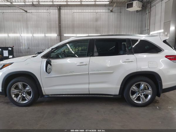 2017 TOYOTA HIGHLANDER LIMITED