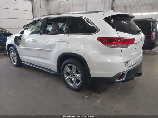 2017 TOYOTA HIGHLANDER LIMITED