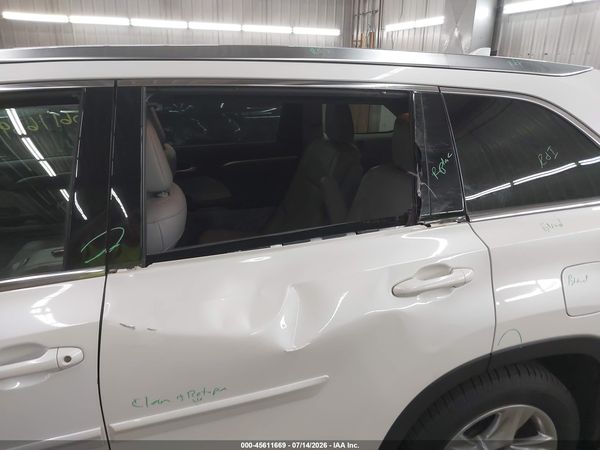 2017 TOYOTA HIGHLANDER LIMITED
