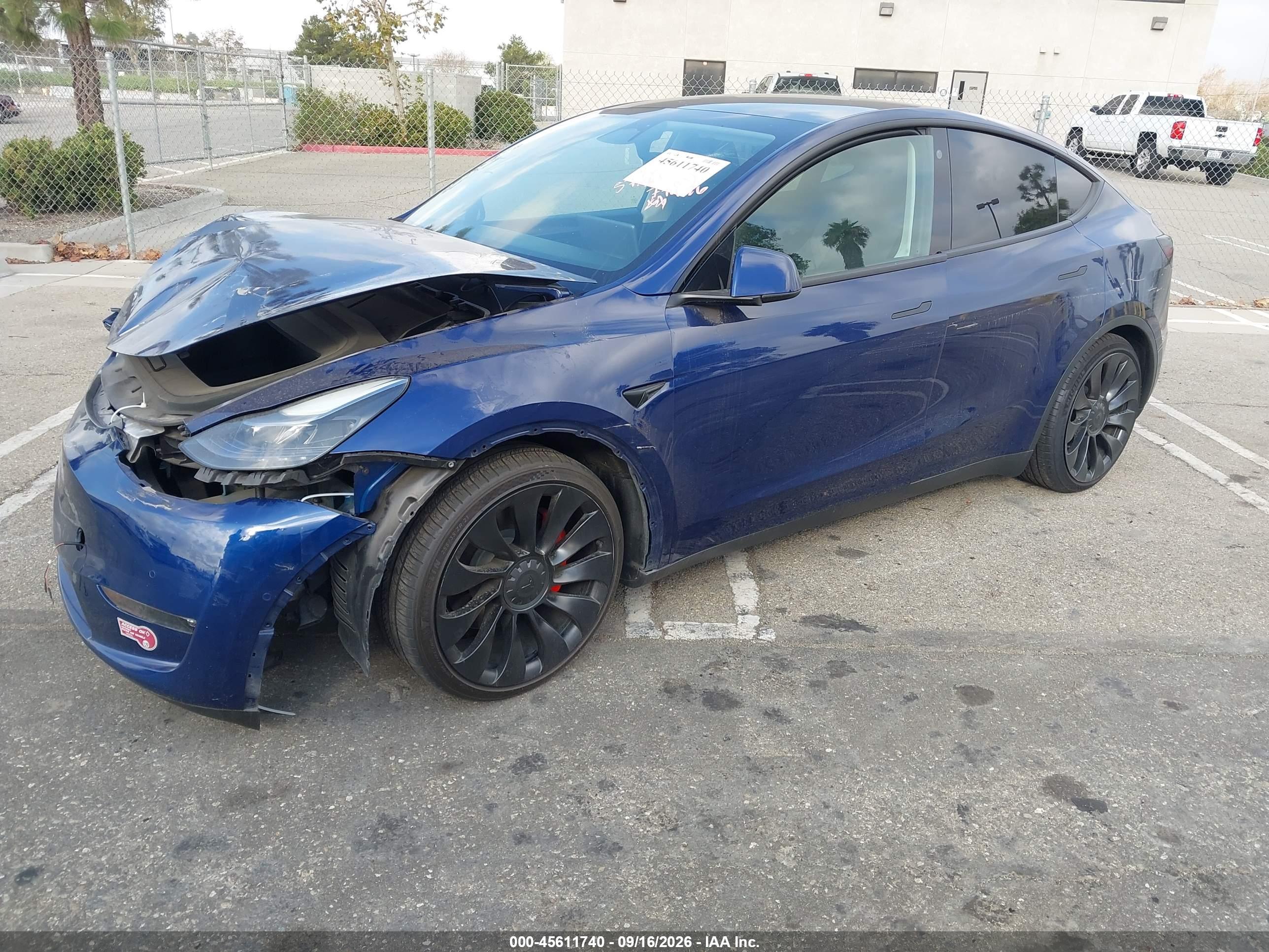 2022 TESLA MODEL Y — I2