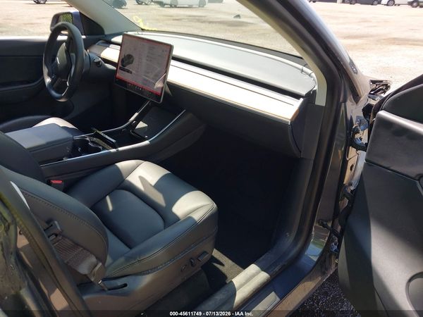2020 TESLA MODEL Y