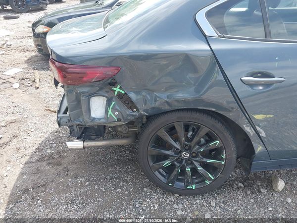 2023 MAZDA MAZDA3 2.5 S CARBON EDITION