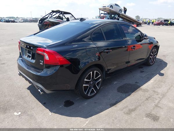 2018 VOLVO S60 T5 DYNAMIC