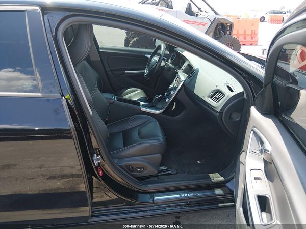 2018 VOLVO S60 T5 DYNAMIC