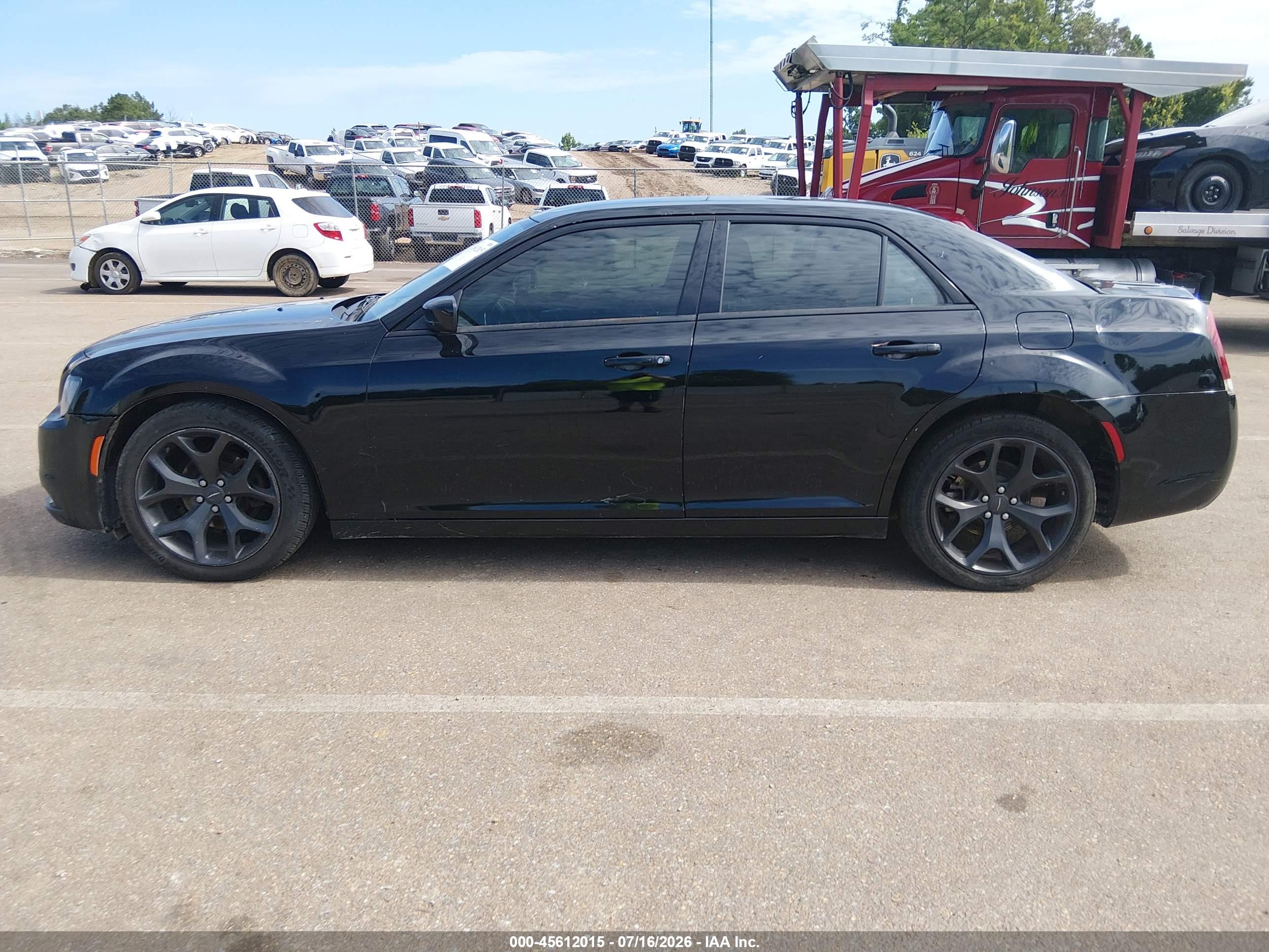 2020 CHRYSLER 300 TOURING