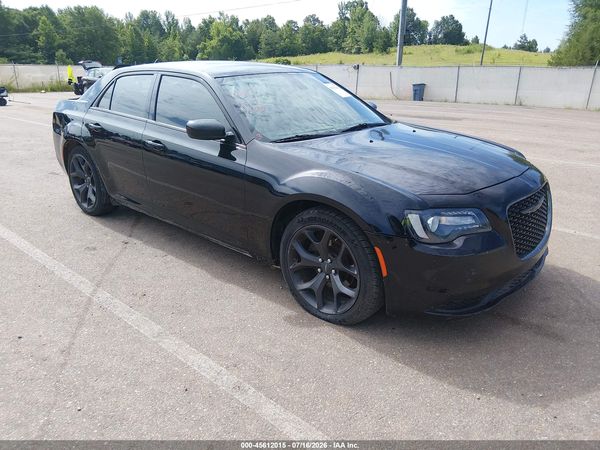 2020 CHRYSLER 300 TOURING