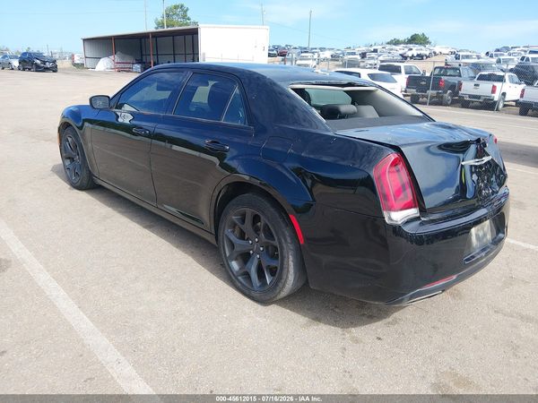 2020 CHRYSLER 300 TOURING