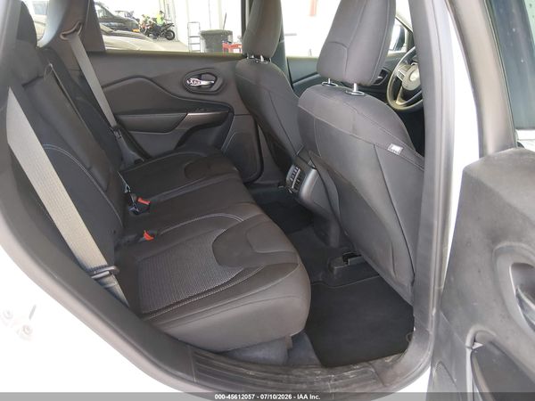 2019 JEEP CHEROKEE LATITUDE 4X4