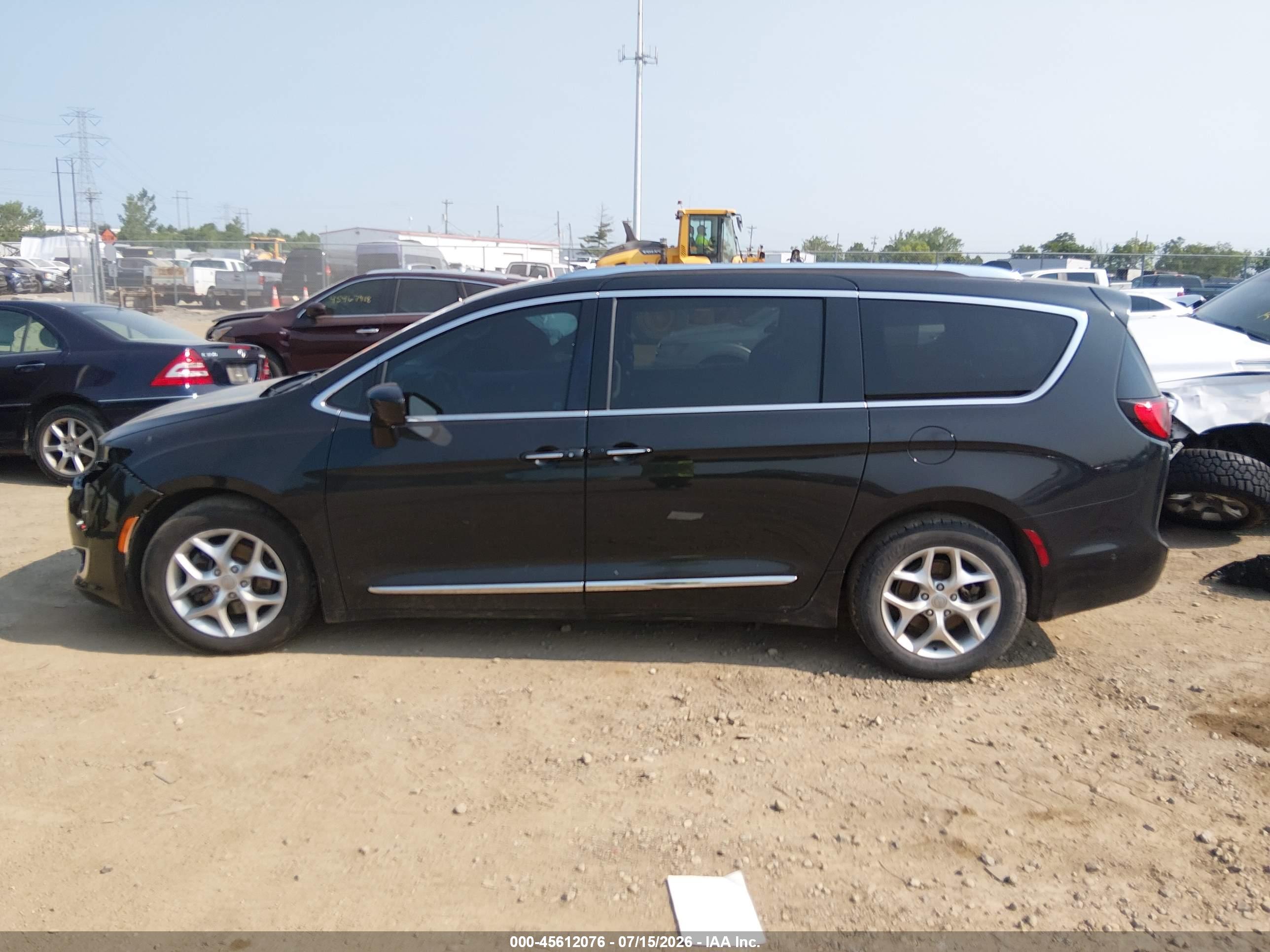 2017 CHRYSLER PACIFICA TOURING-L PLUS