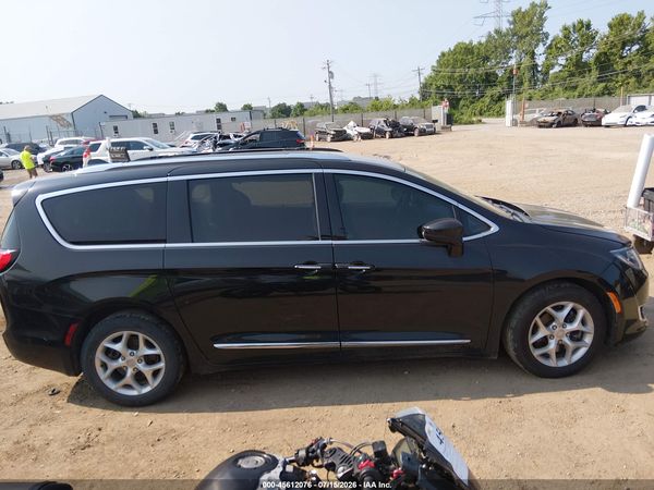 2017 CHRYSLER PACIFICA TOURING-L PLUS
