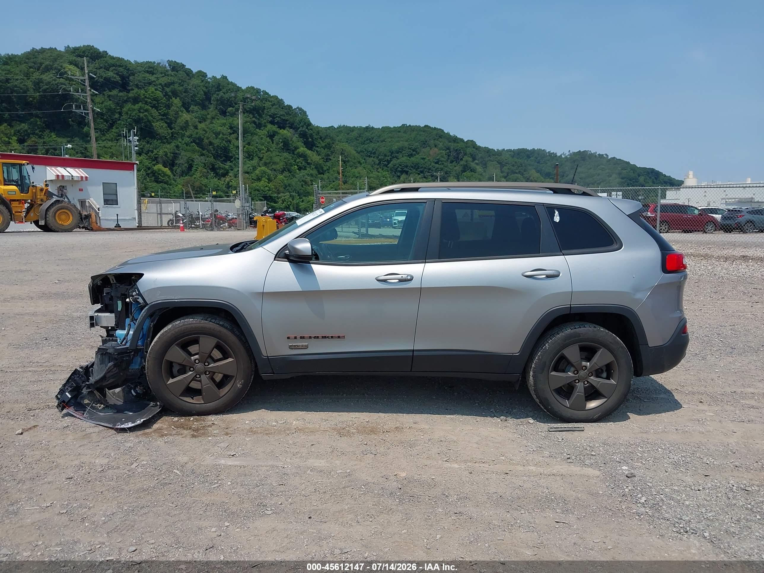 2016 JEEP CHEROKEE LATITUDE 4X4