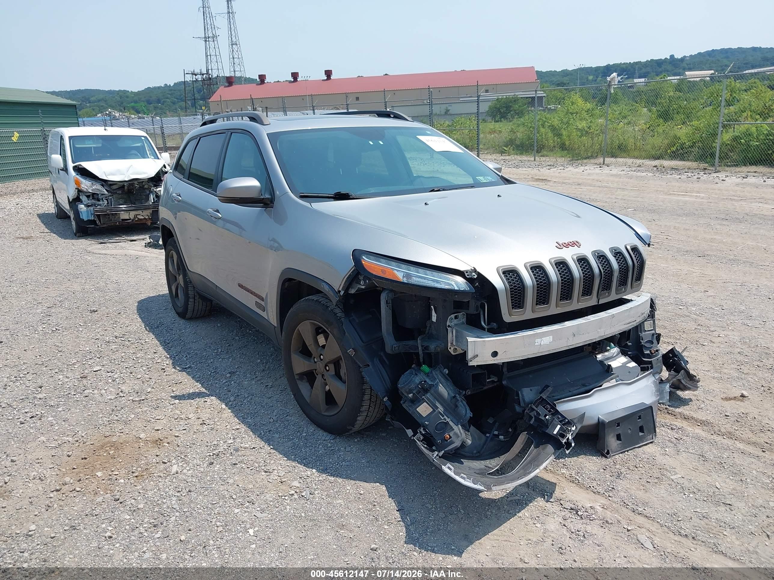 2016 JEEP CHEROKEE LATITUDE 4X4
