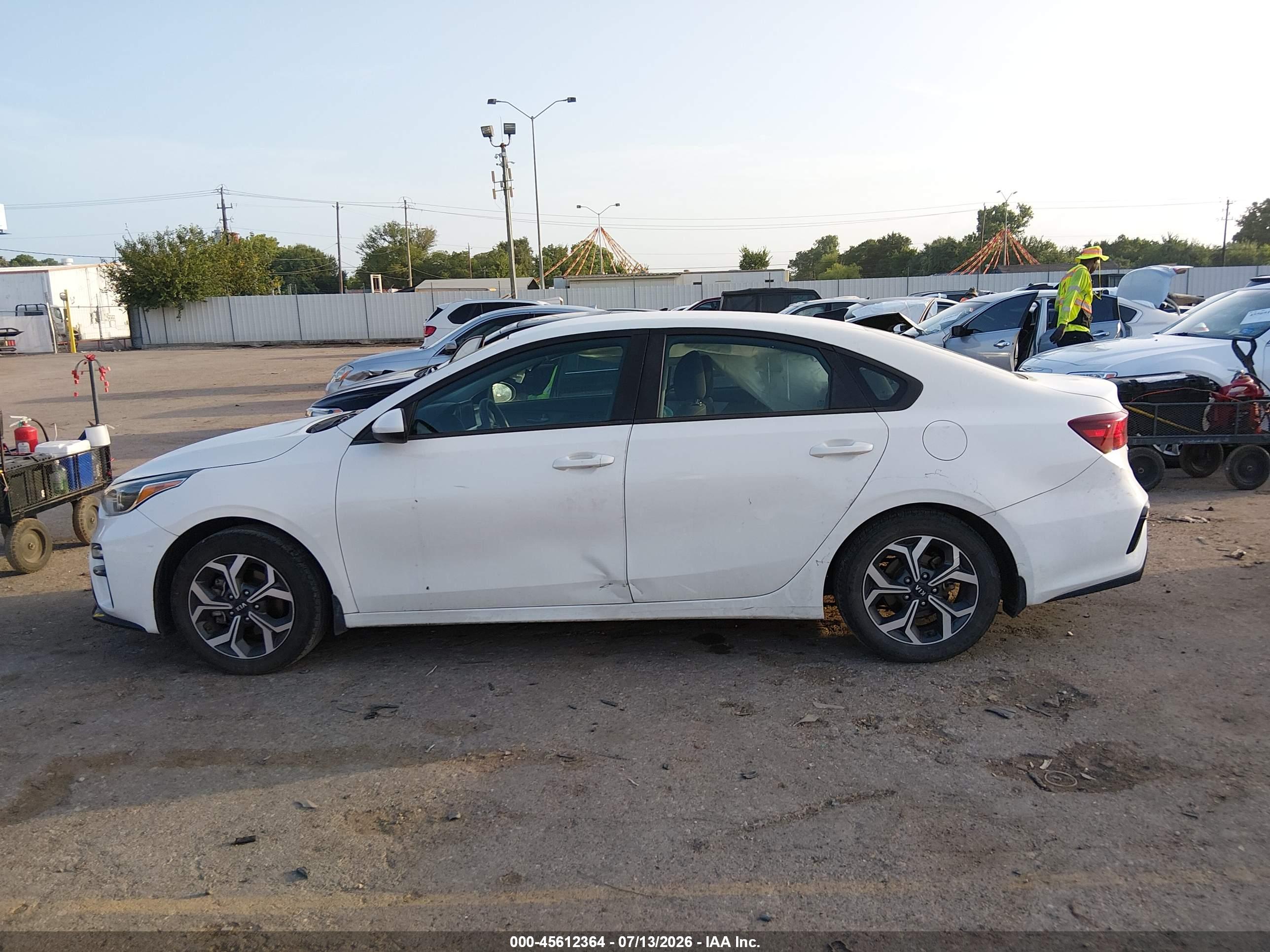 2020 KIA FORTE LXS