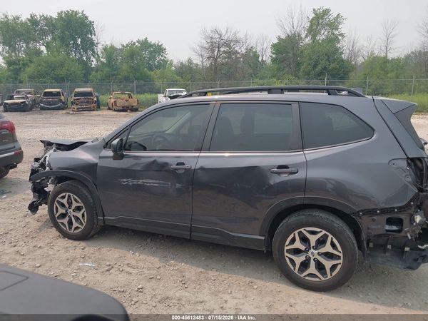 2023 SUBARU FORESTER PREMIUM