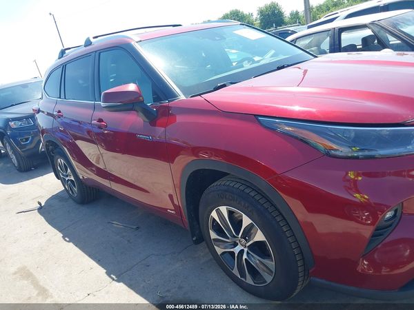 2021 TOYOTA HIGHLANDER HYBRID XLE