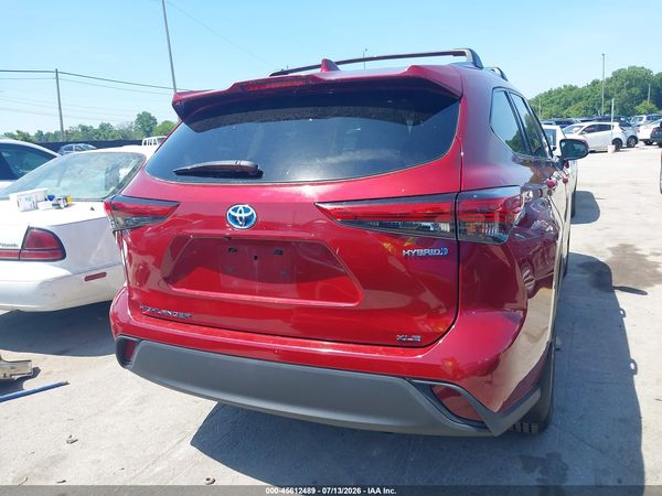 2021 TOYOTA HIGHLANDER HYBRID XLE