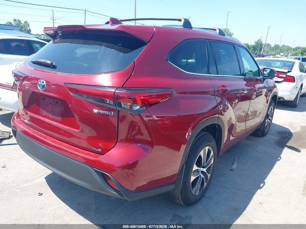 2021 TOYOTA HIGHLANDER HYBRID XLE