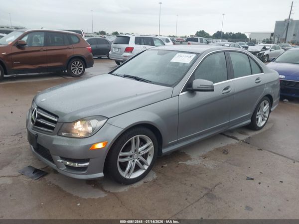 2014 MERCEDES-BENZ C 250 SPORT